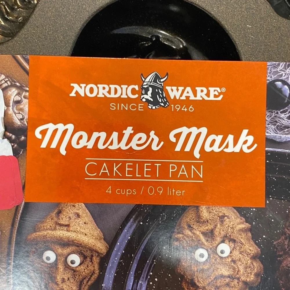 Nordic Ware Monster Mask Cakelet Pan Halloween 8-Cavity Nonstick USA #32196